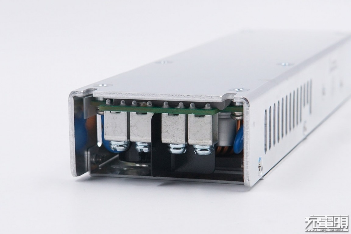 助力2019年央视春晚,思齐400w led显示屏电源深度拆解