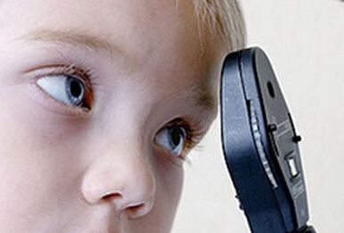 南大附属四院眼视光治疗弱视之戴镜