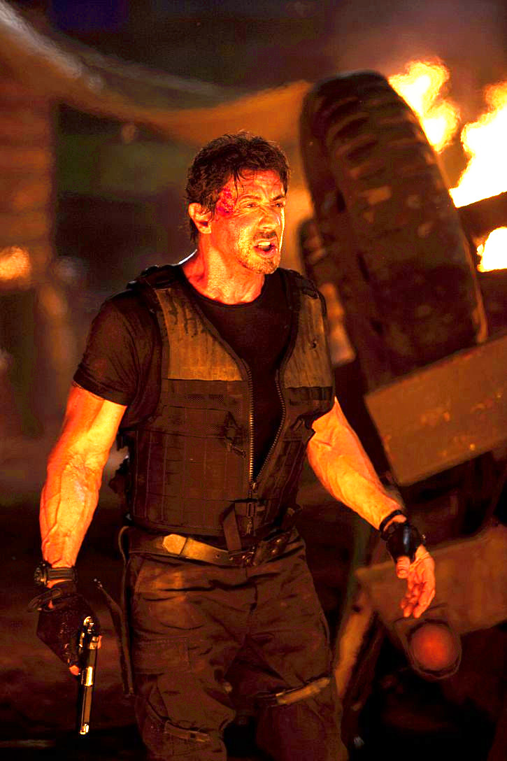 史泰龙《第一滴血5》年内上映,rambo铁血归回再执行毁灭任务