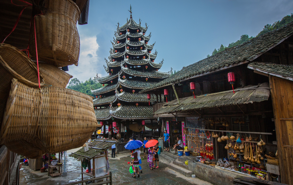 湘桂黔三省交界的绝美古寨,仍有母系氏族遗风,女性地位更高!