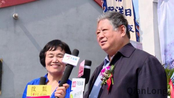 电影《情圣曹雪芹》在京开机 87版红楼梦中人加盟助力