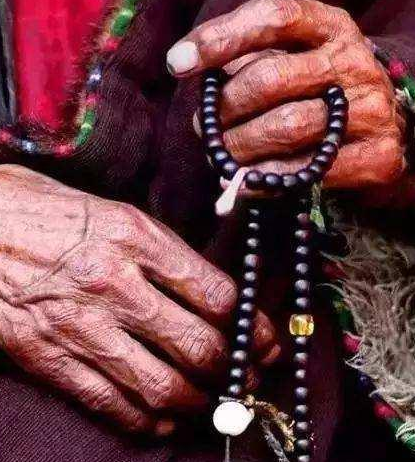 藏民手中的佛珠到底有多值钱