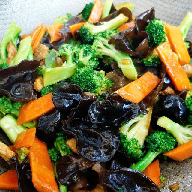 时蔬炒肉,简单的家常小炒,味道鲜美,营养美味!