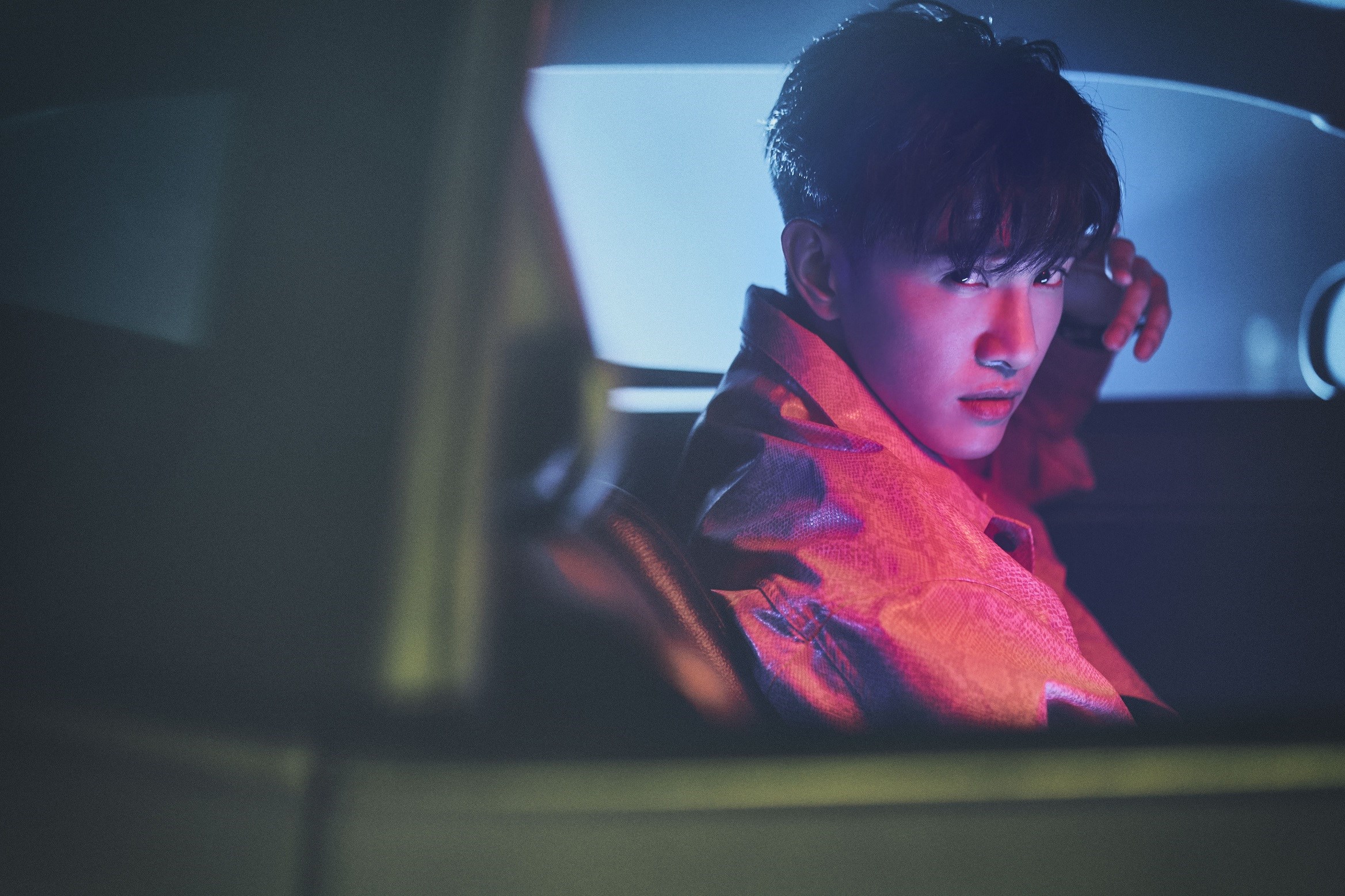 张立昂全新mv《感应心电》正式上线 金曲名导掌镜上演公路艳遇奇想