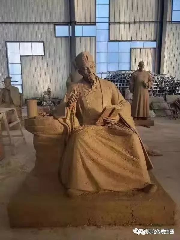 中国曲阳工艺美术大师刘红立创作中的历代名贤名人塑像