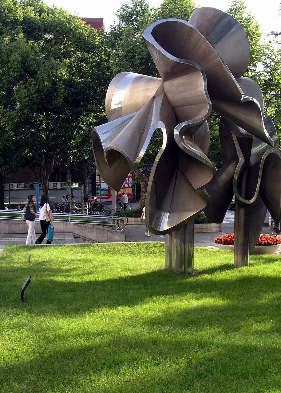 公共艺术考研:探索无限可能,挑战文化创意设计.