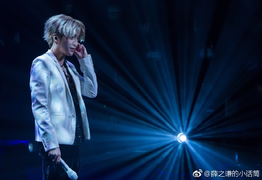 小话筒分享圣何塞站美图 情诗功力再升级小作文满分