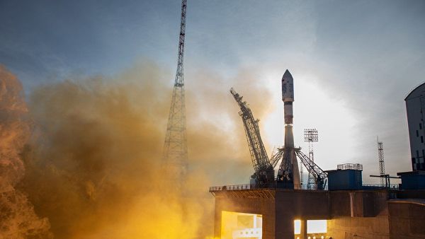 "联盟-2"号运载火箭发射 俄两颗遥感卫星已被送入预定轨道