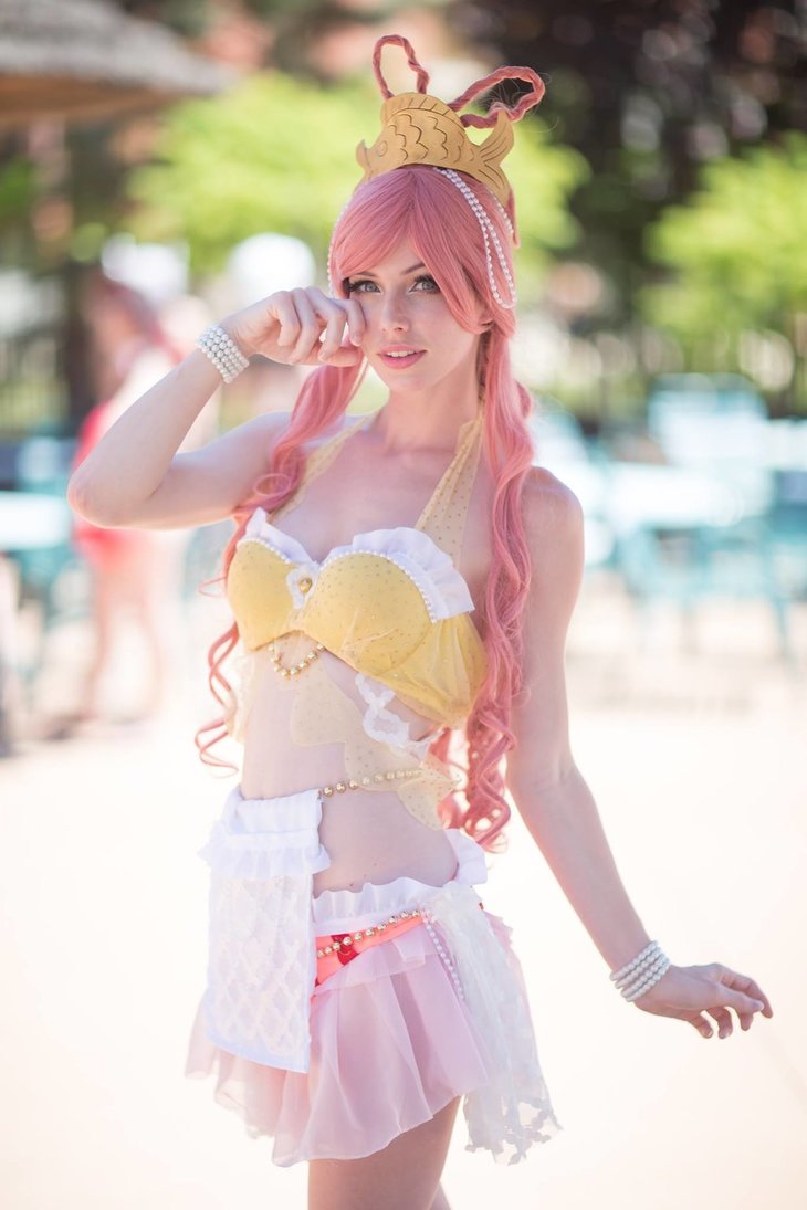 海贼王:场景重现!人鱼公主白星cosplay,路飞初遇胆小鬼白星