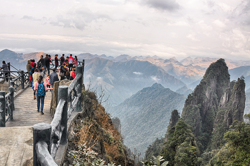 林海莽莽 山峦叠嶂 壮美湘南莽山 天台山行