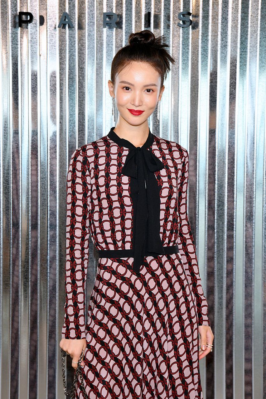 99  金晨的身材管理一直备受关注,作为一名女明星,她对于自己的身材