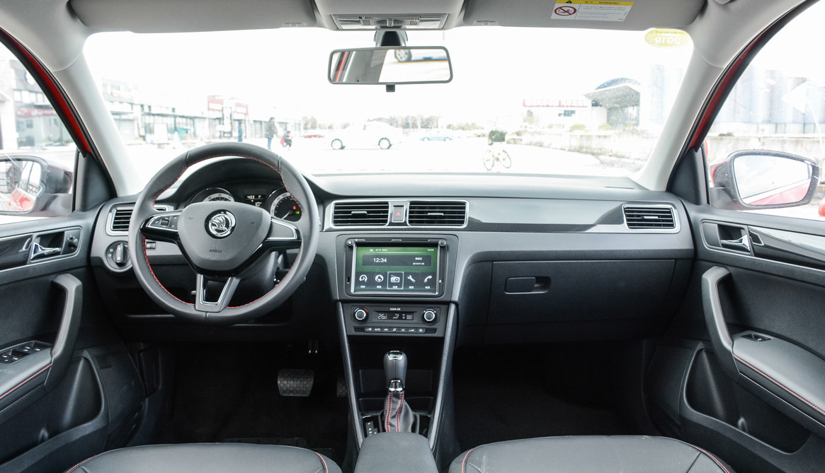 上汽斯柯达-昕动,内饰精致大气,车型显得沉稳