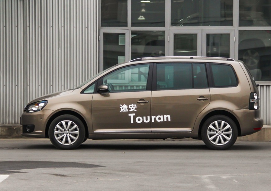 上汽大众途安 1.4t 自动旗舰版 5座的赏析以及解析