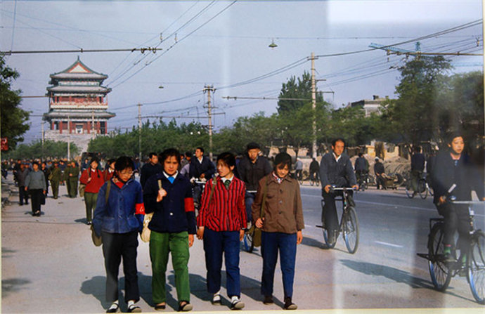 人间正道是沧桑:1976-1979年的北京
