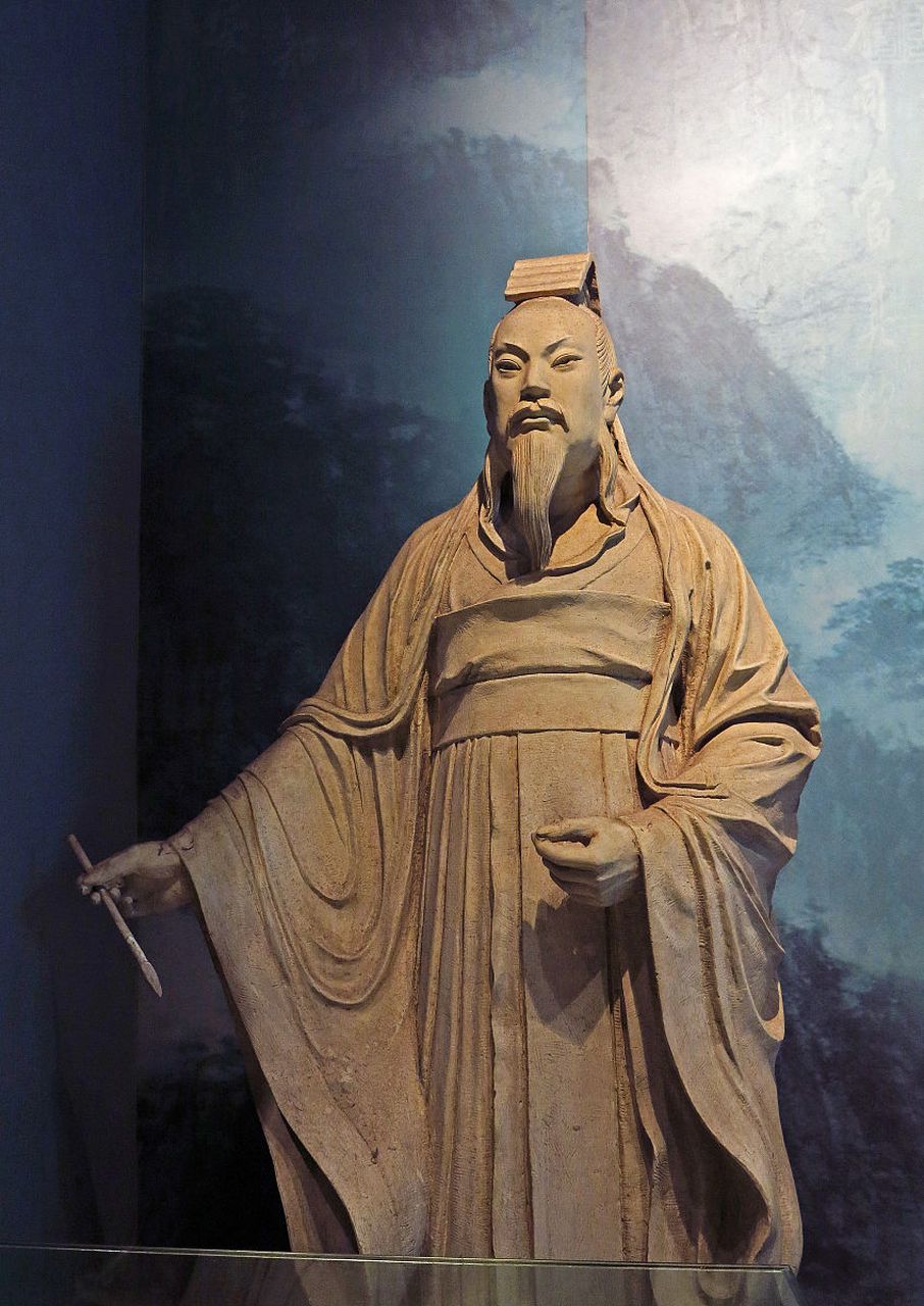 汉族源于中国历史上第二个帝国汉朝,其统一中国后凝聚各民族形成独特