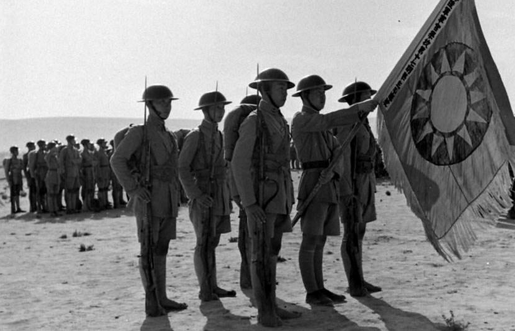 豫中会战:杂牌军15军浴血洛阳城,日军反人道使用毒气弹!