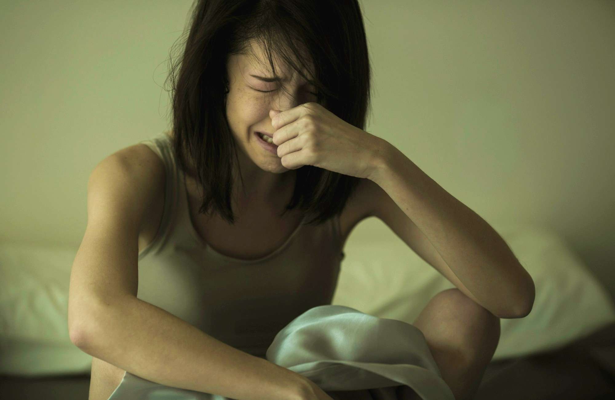 听说看完这部《校墓处》就不敢早恋了?