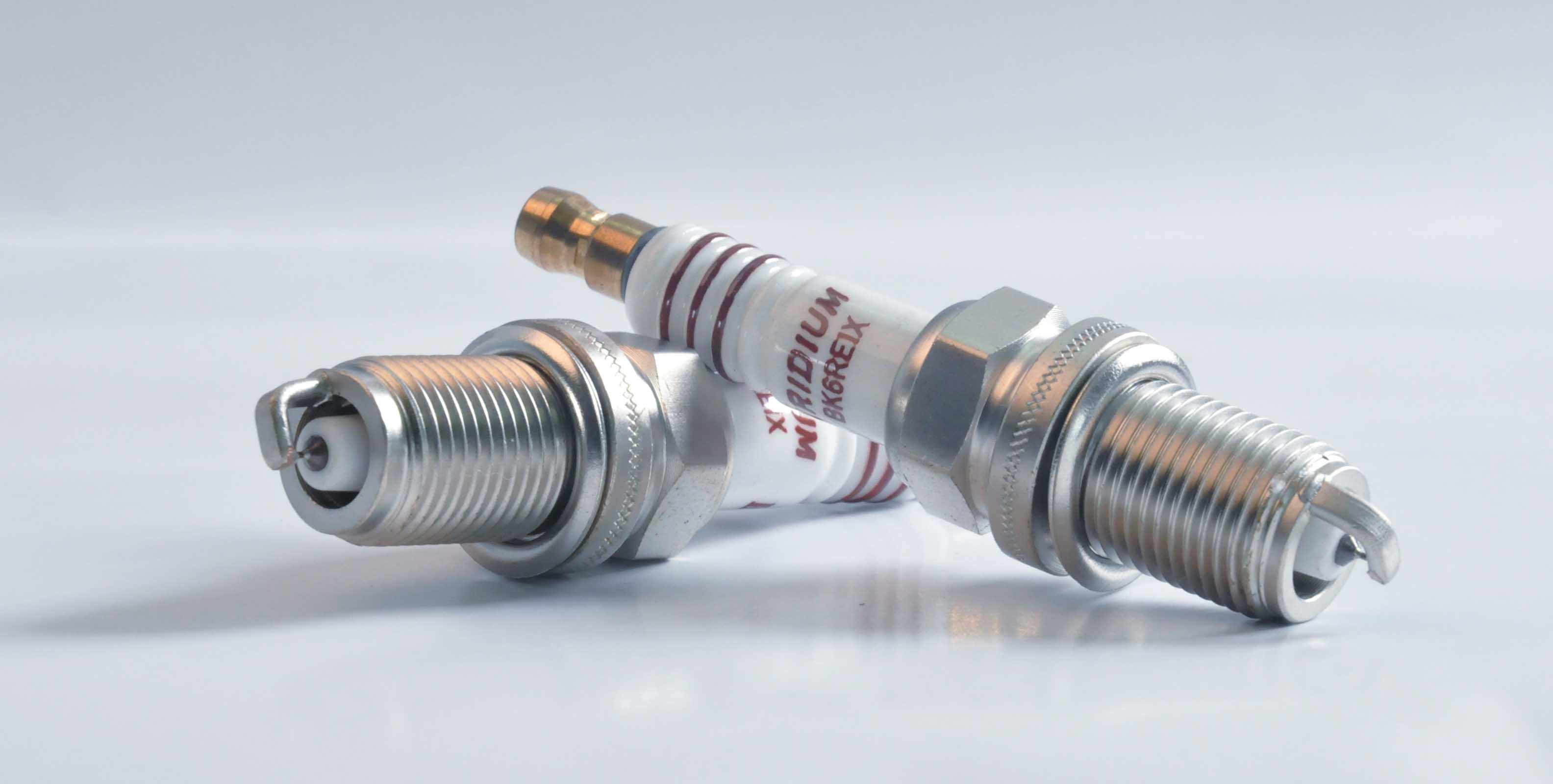 如果汽车发生这样状况,首先对火花塞进行检查!