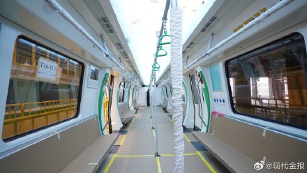 最新! 宁波地铁4号线首批列车全新亮相!