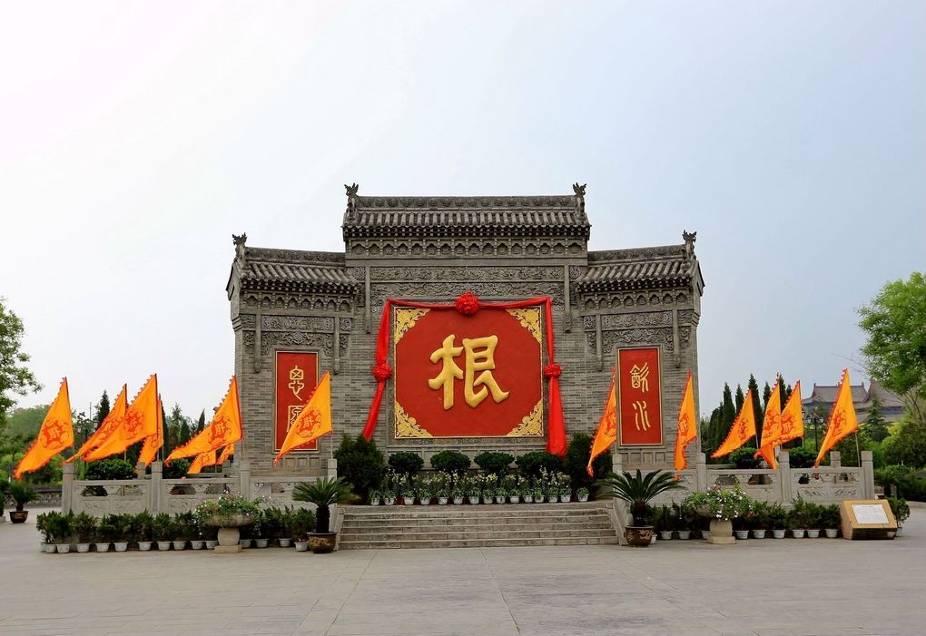 洪洞大槐树位于山西省的洪洞县,如今寻根园已经被分为"移民古迹区","