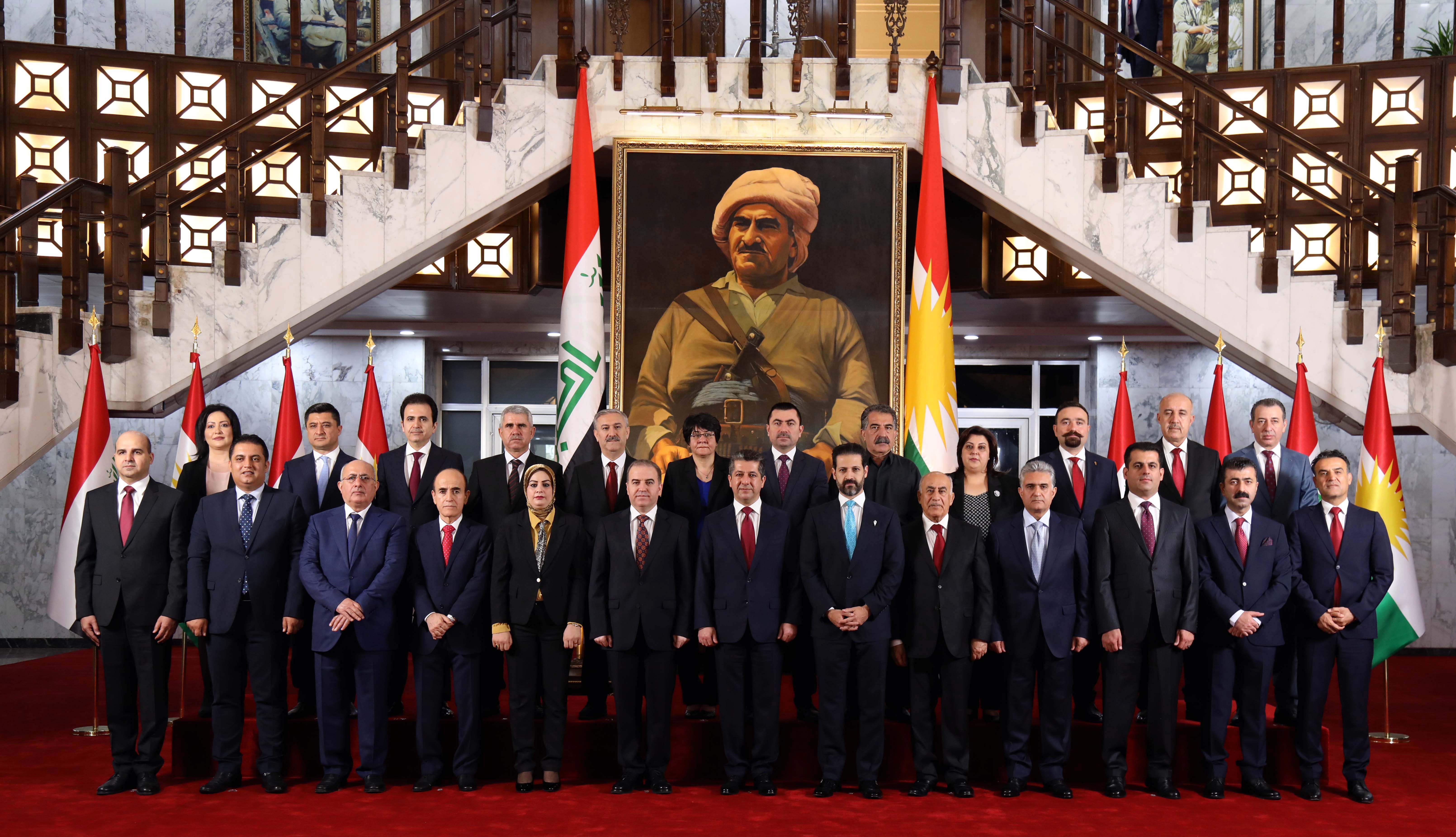 伊拉克库尔德自治区新总理宣誓就职(1)