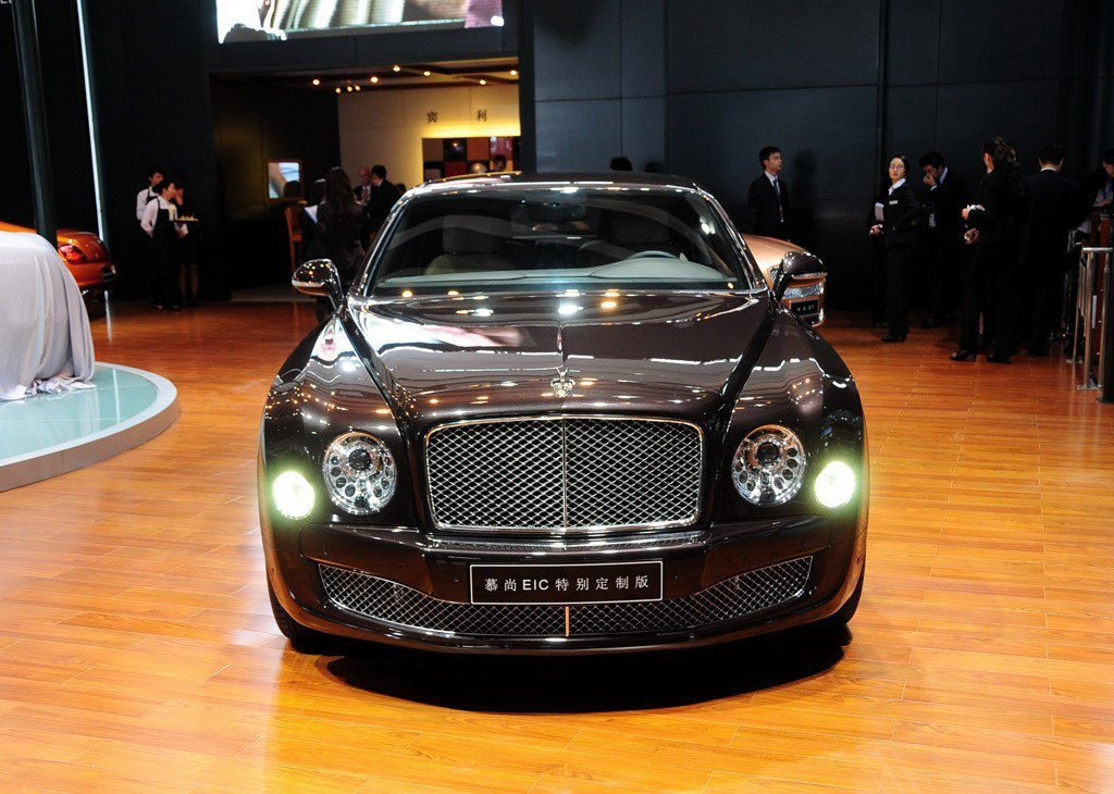 解读宾利慕尚的外观之美