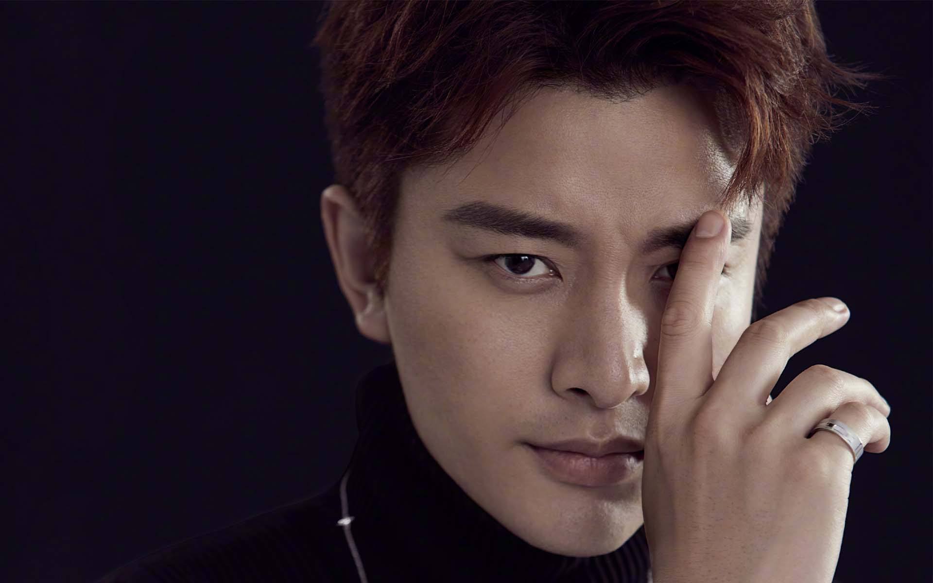 阳光帅的奶爸贾乃亮,为您带来一组帅气时尚大片