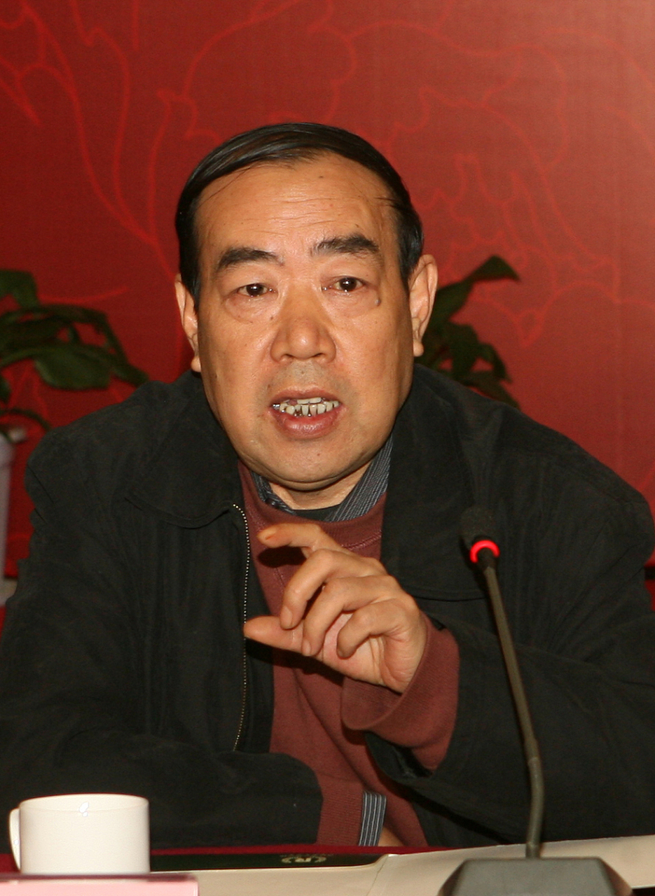 深夜12点,老男人突然打电话给女人:"你过来吧,快点,我很需要你!