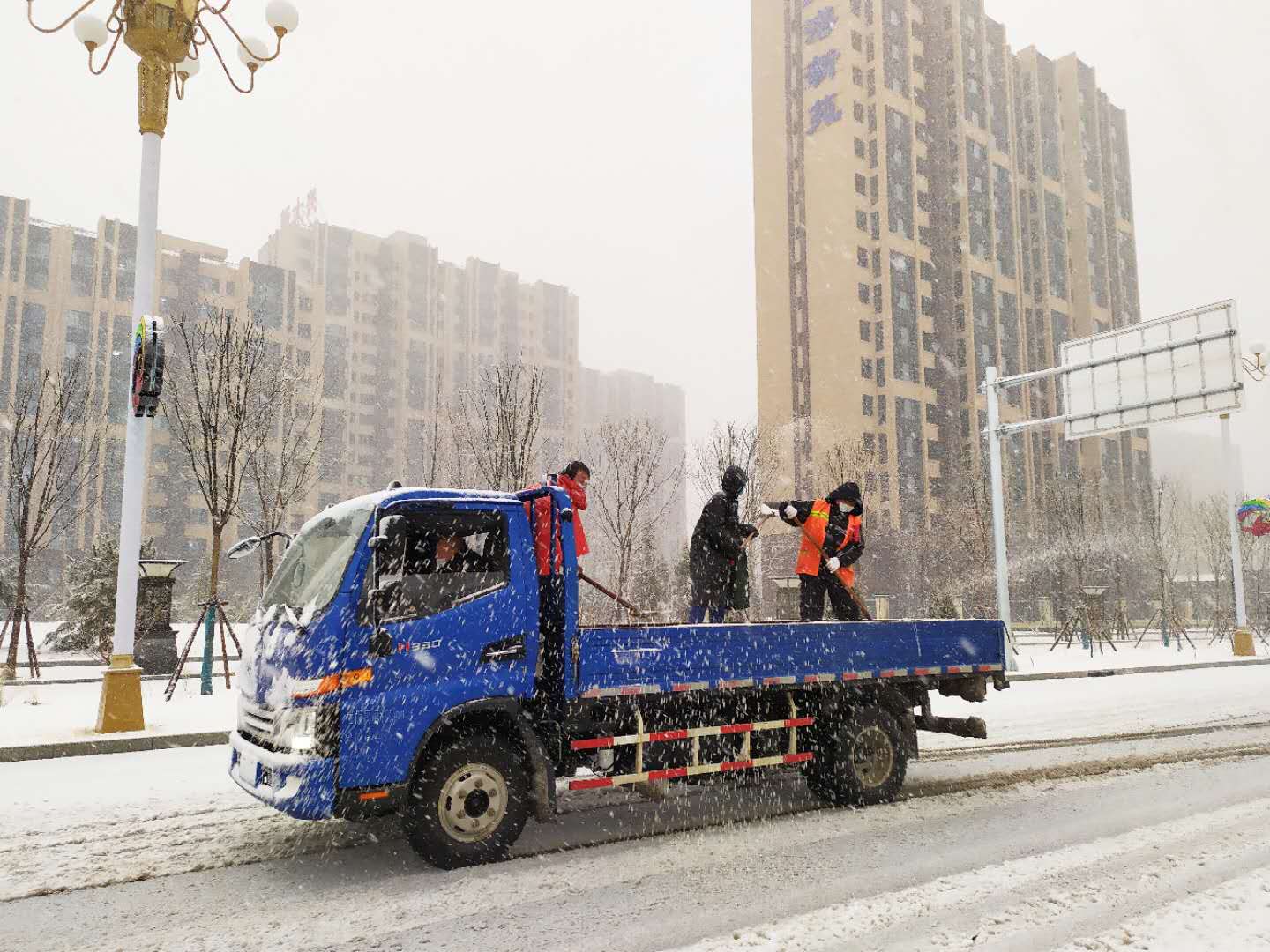 百度爱采购首页 商品专题_雪铲根据扫雪铲冰应急预案,大兴区环卫中心