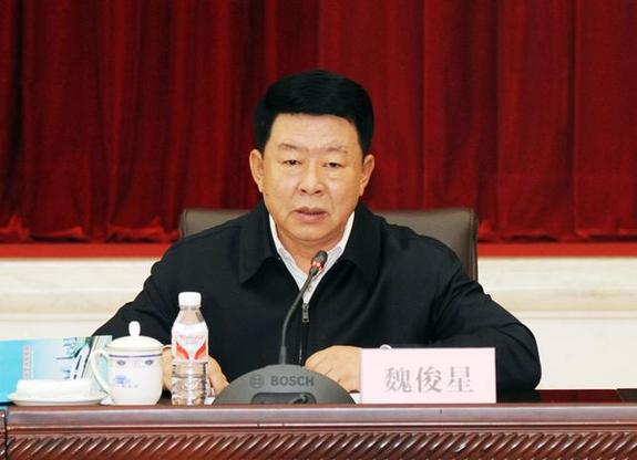 靠江湖骗子跑官买官的驻京办主任,和落马"老虎"犯了同一个错