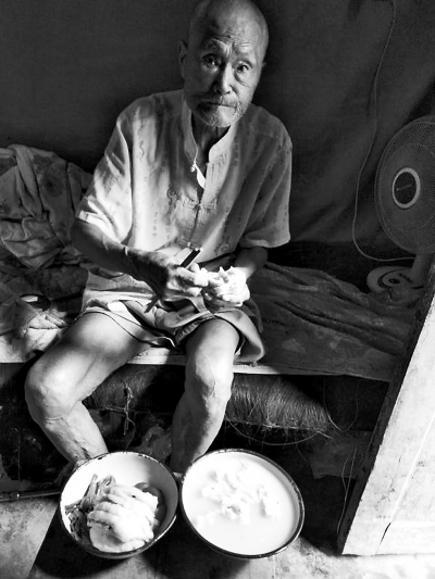 98岁抗战老兵寻找救命恩人值得深思