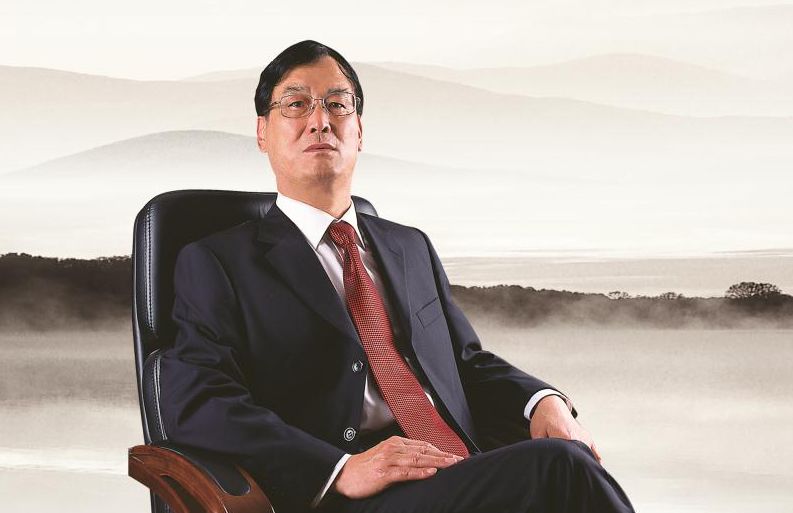 董事长李伯涛荣膺"纪念改革开放40年医药产业功勋人物"