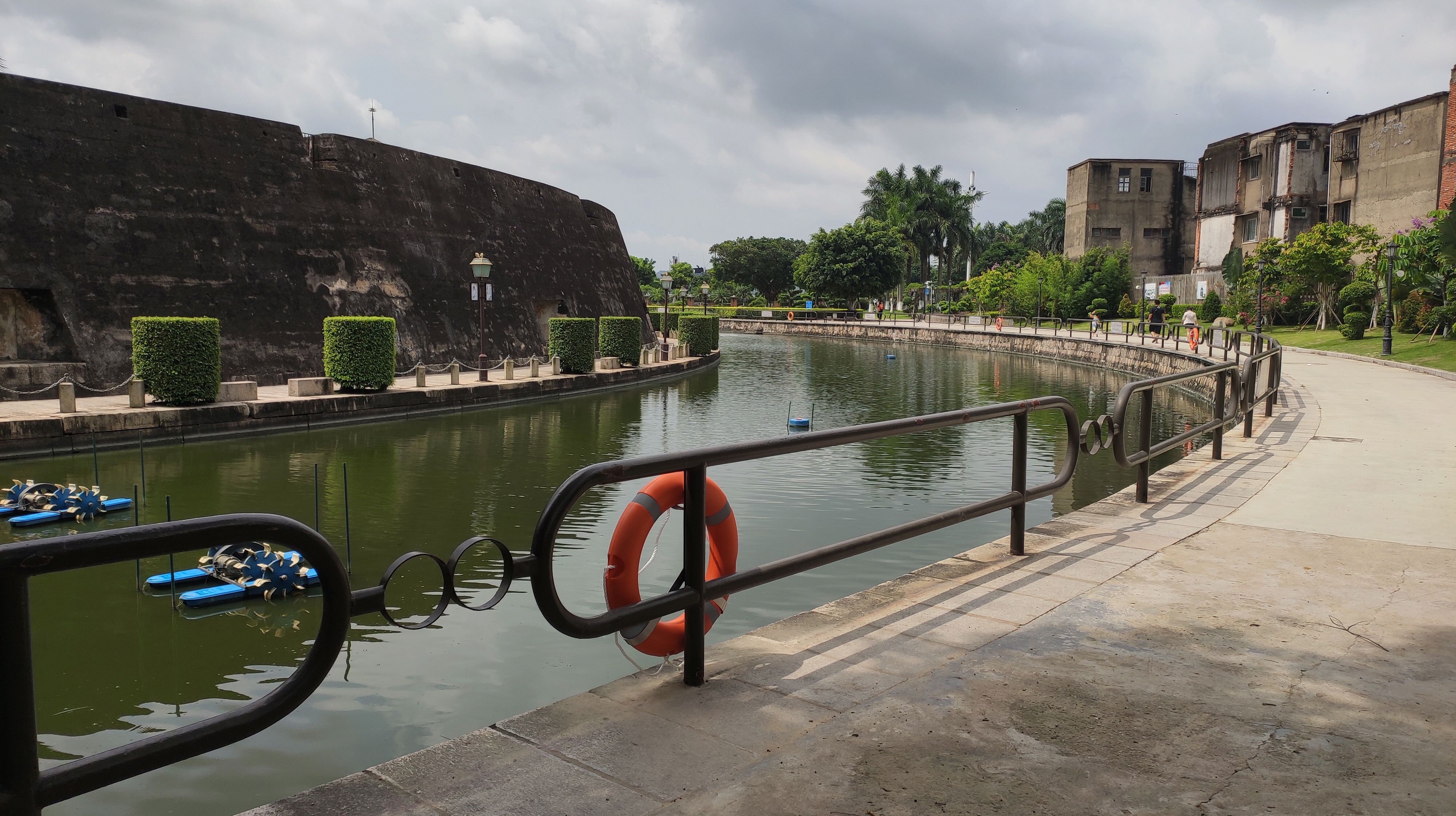 雨前的石炮台公园 ,挺好的