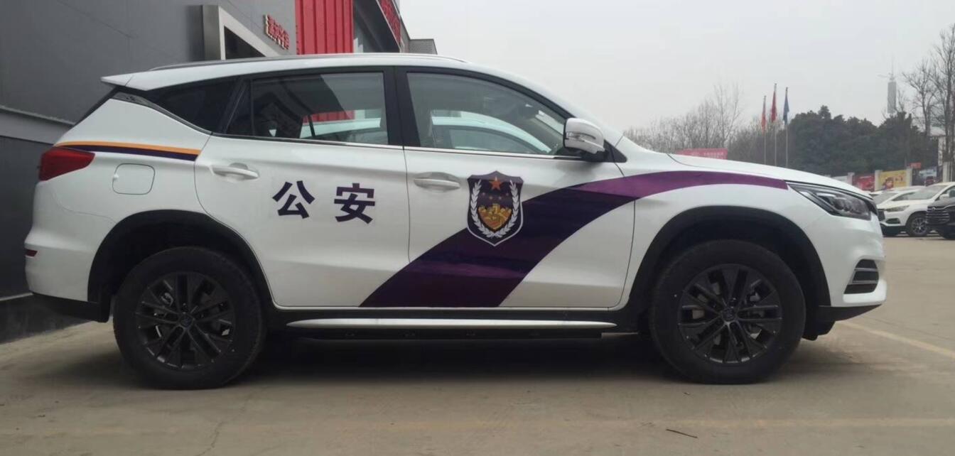 大批比亚迪宋新能源警车亮相,全新外观威武霸气,自主品牌要崛起