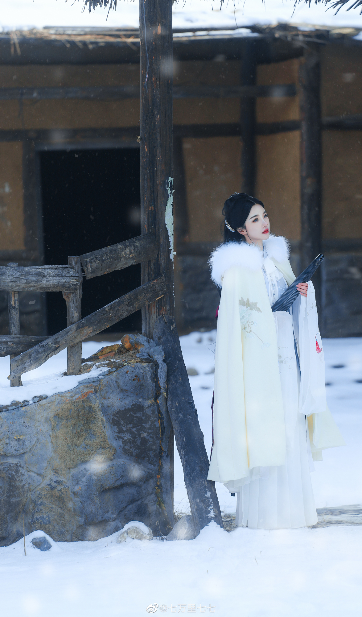 雪不知君在,君知雪渐来!唯美古风汉服仙女
