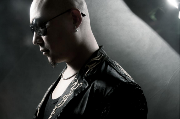 张天浩最新单曲《我不回头》正式发布