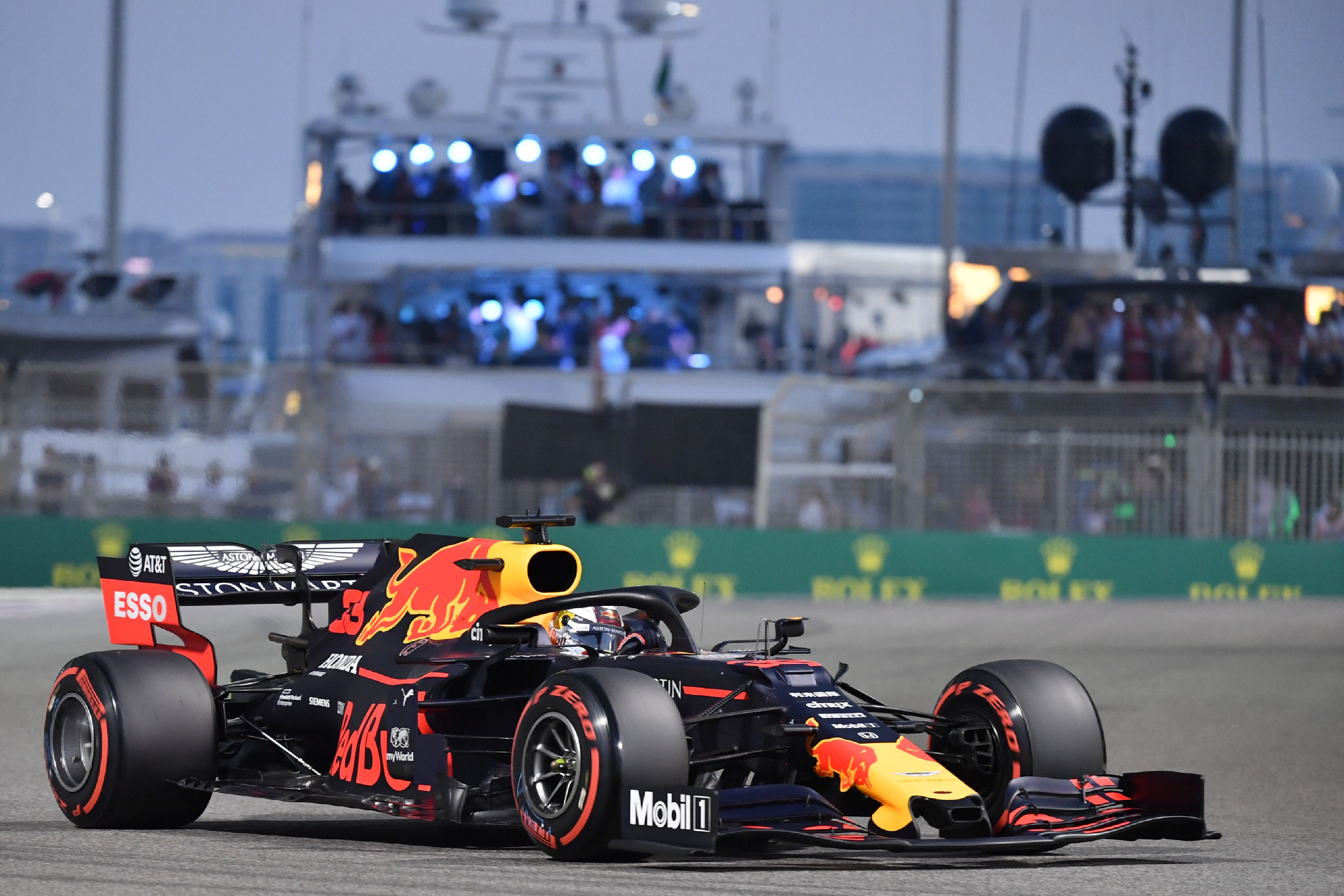 赛车——f1阿布扎比大奖赛:汉密尔顿夺得杆位(3)