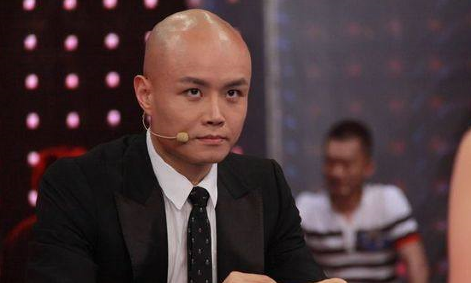 娱乐圈公认的毒舌明星,周立波上榜,最后一位他是超级敢说的毒舌