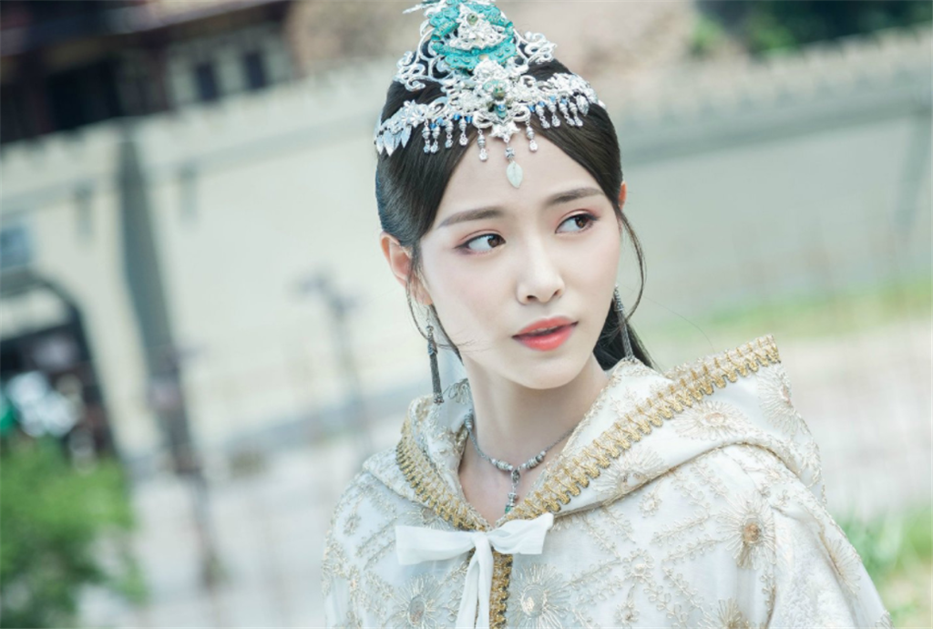 第3本:《医妃惊世》