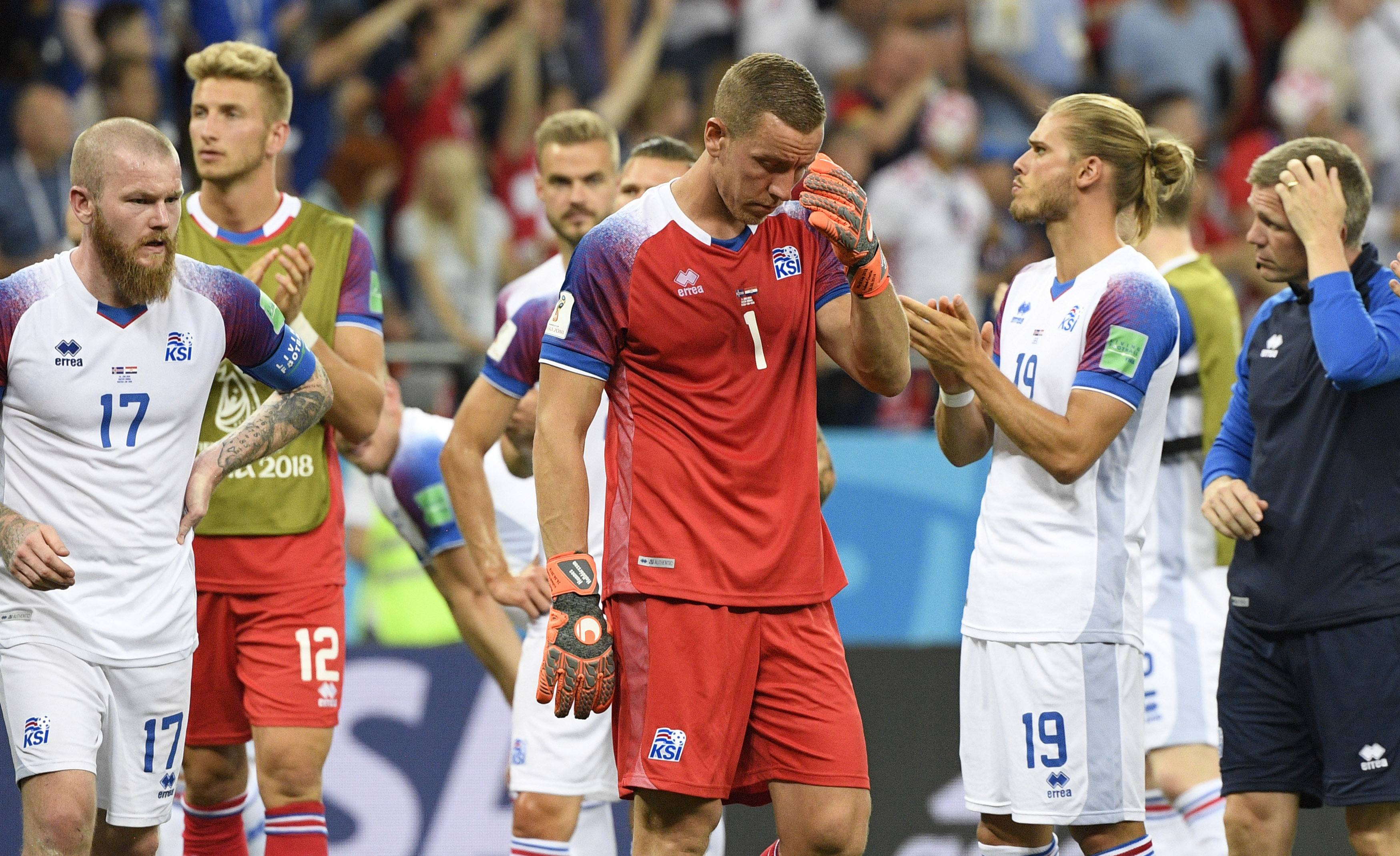 足球——d组:再见,冰岛队!(3)