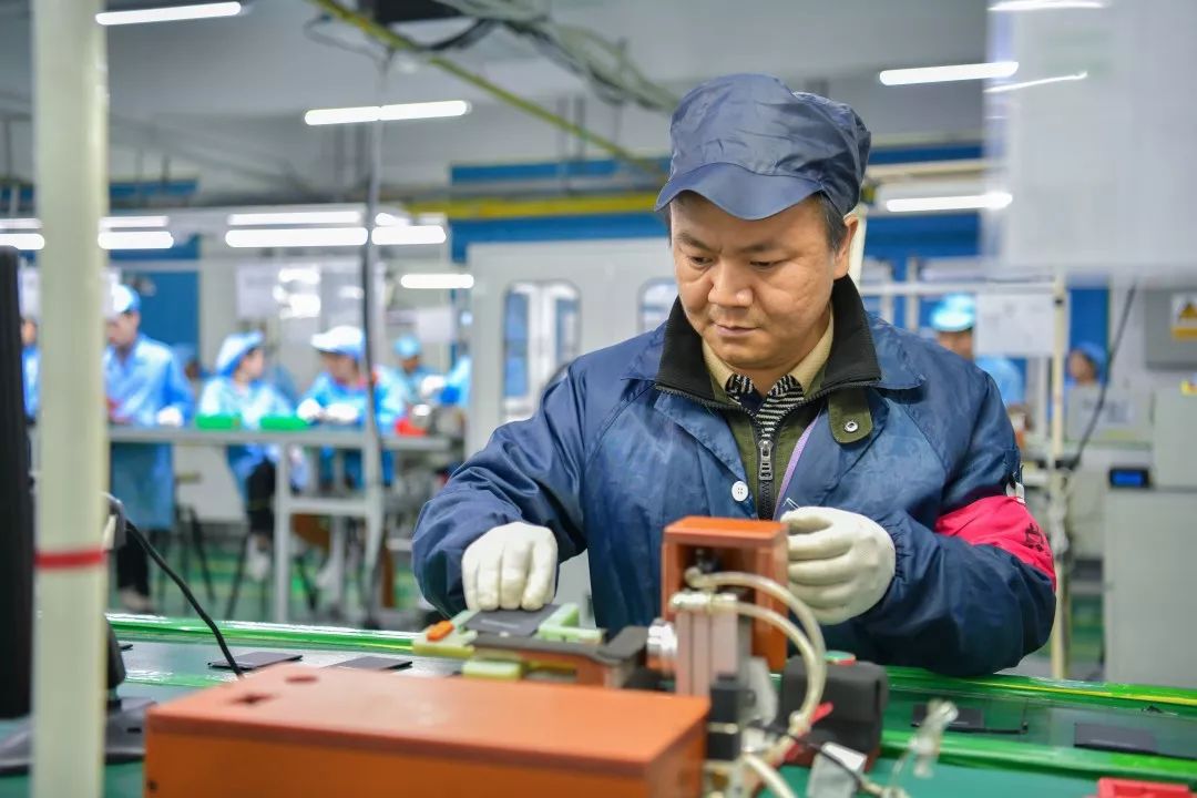 福州365劳模百人百像|赵康林:推动"制造"向"智造"转变 钻研创新谋发展