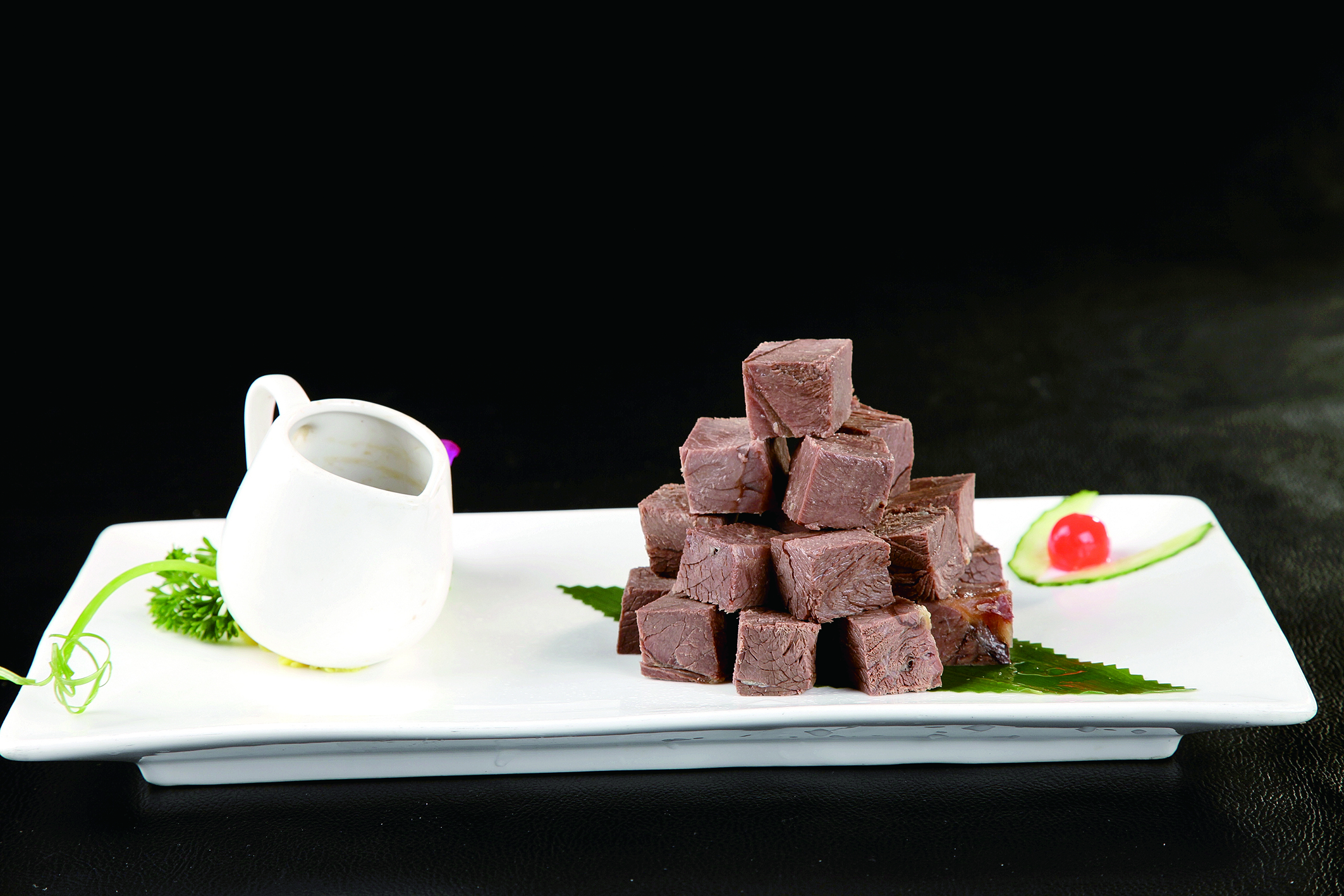 每日推荐六道美味炒菜:六道玉盘珍馐的美食