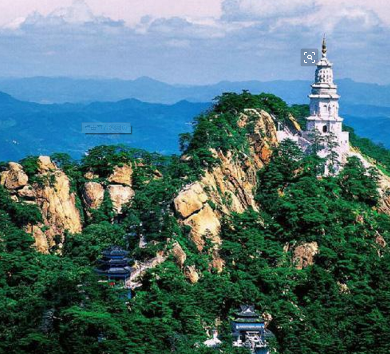 辽宁省四大景区之一药山,以奇峰怪石溪流瀑布为主体,风景怡然!