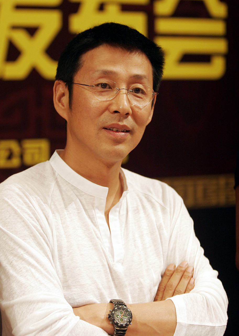 "知名战地记者"唐师曾说:演员陈道明,演技很一般,演什么都一个样,总是