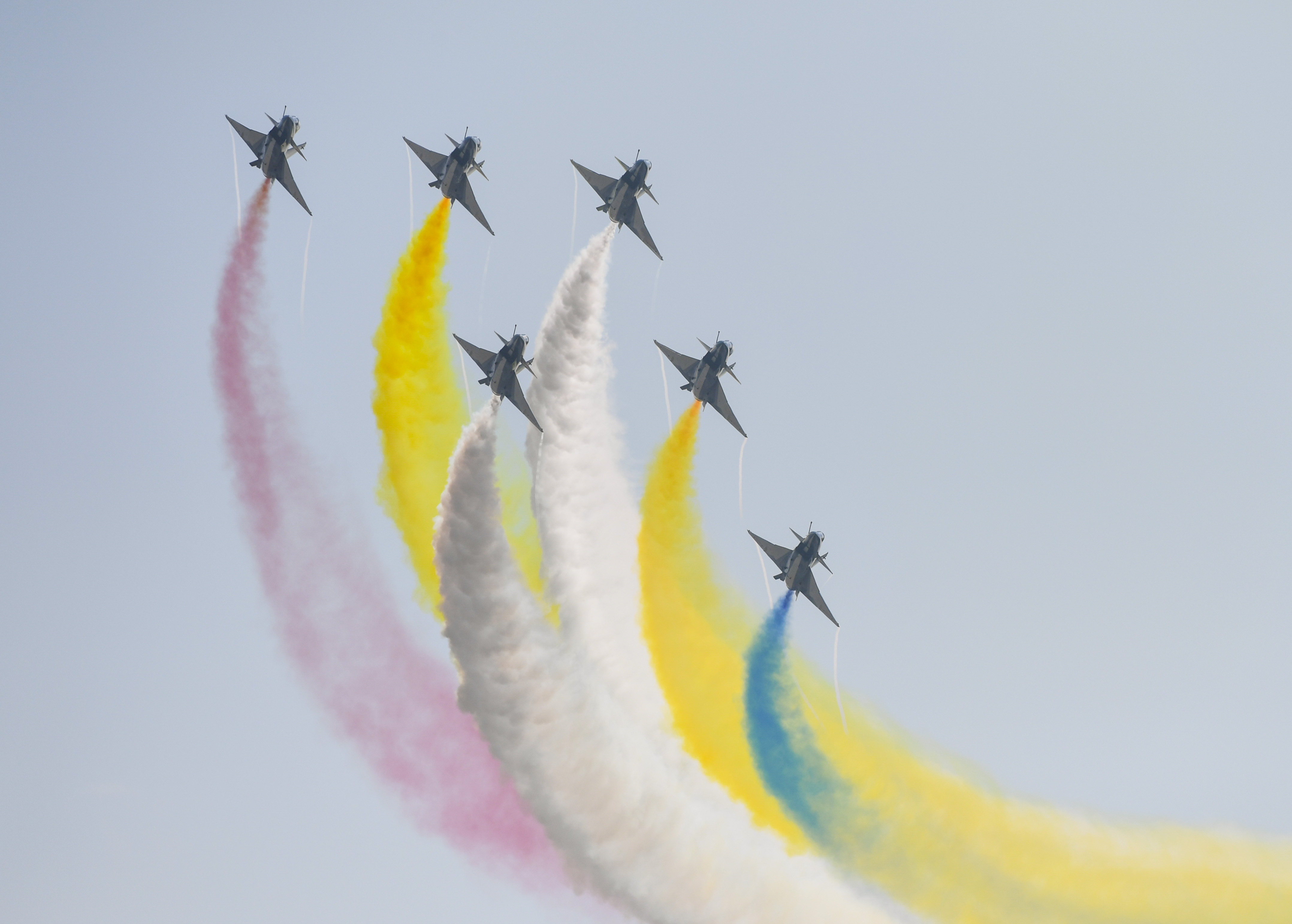 中国空军飞行表演异彩纷呈