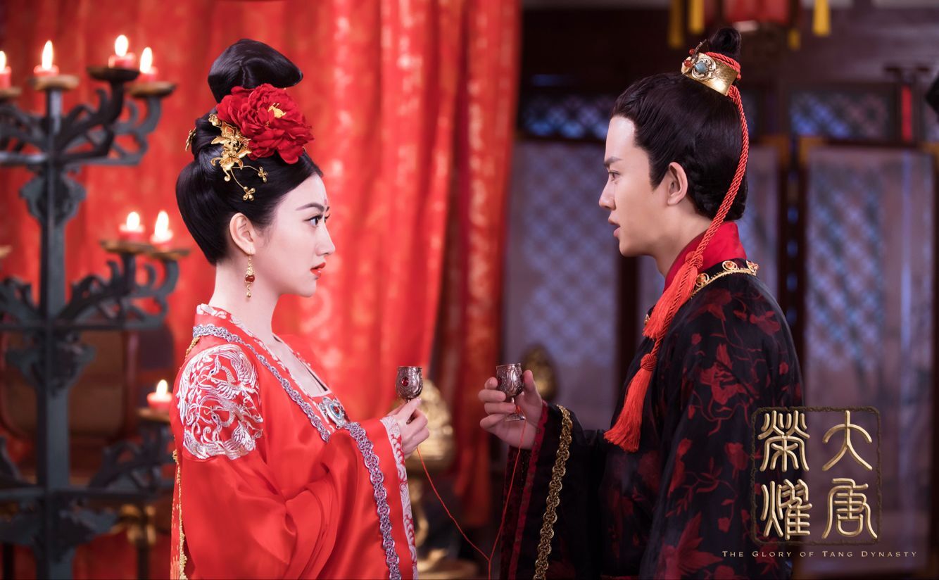 古装剧中大婚的名场面,《知否》《扶摇》,男俊女美场面热闹