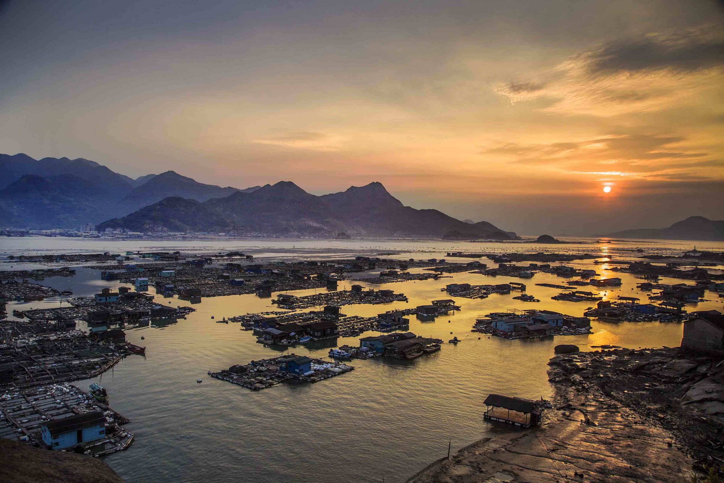 水上城市三都澳 虽比不上威尼斯的繁华 但在景色上却丝毫不逊