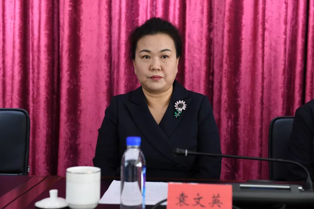 袁文英同志任赤峰市委常委,红山区委书记