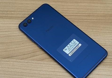 降价处理的"荣耀v10",却意外收获"春天的芬芳"!