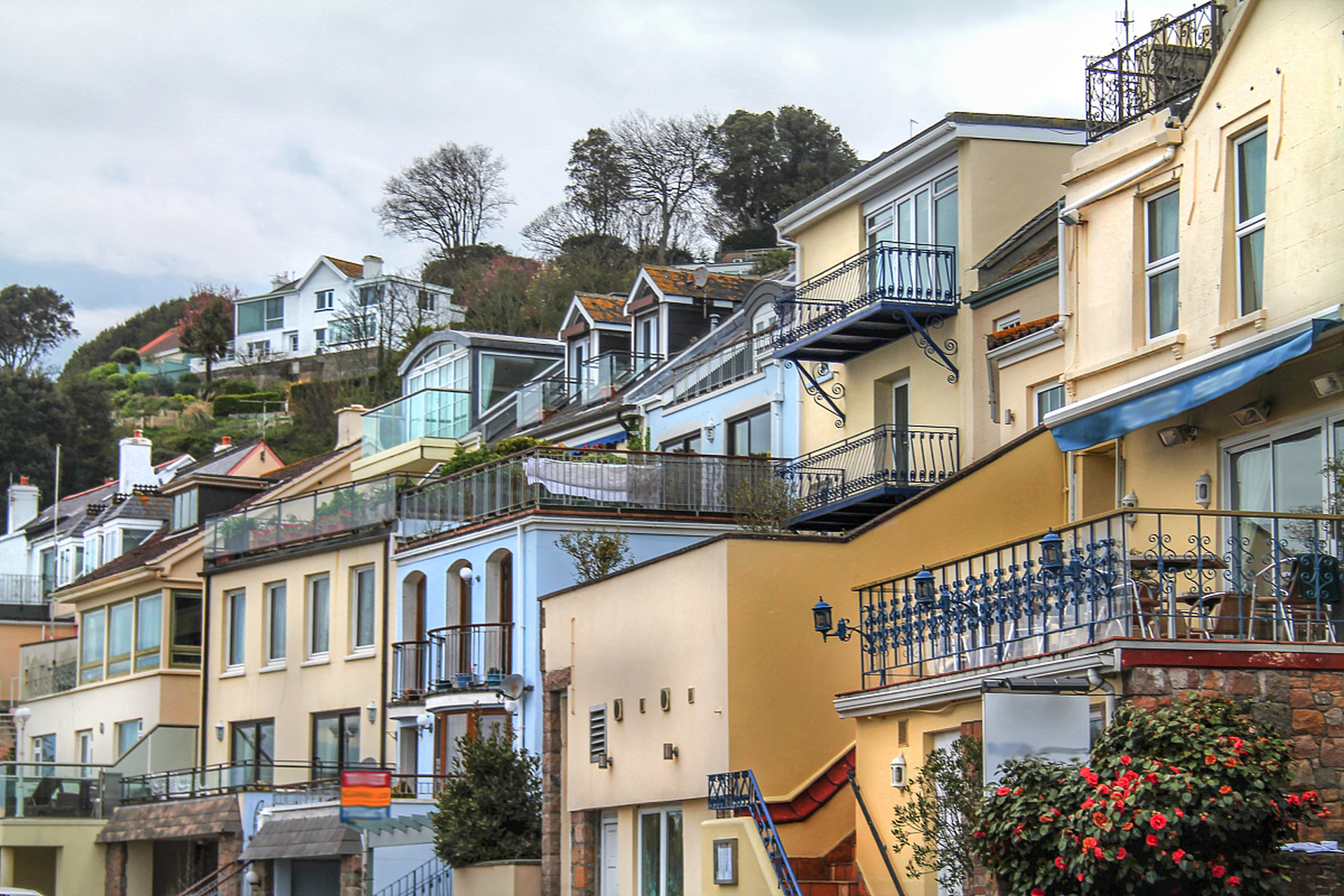 秀山岛蓝白小镇,中国的"圣托里尼",位于浙江省舟山市的秀山岛,将为你